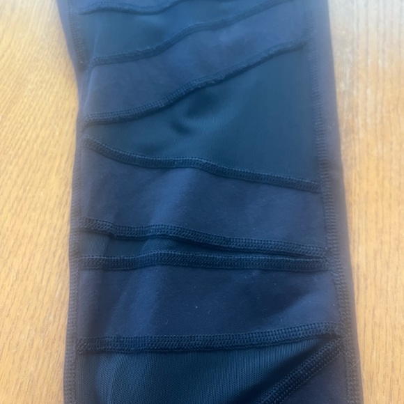 LAST CALL Lululemon High Times Tech Mesh Bandage Leggings Black  6 Some Pilling - Picture 3 of 9